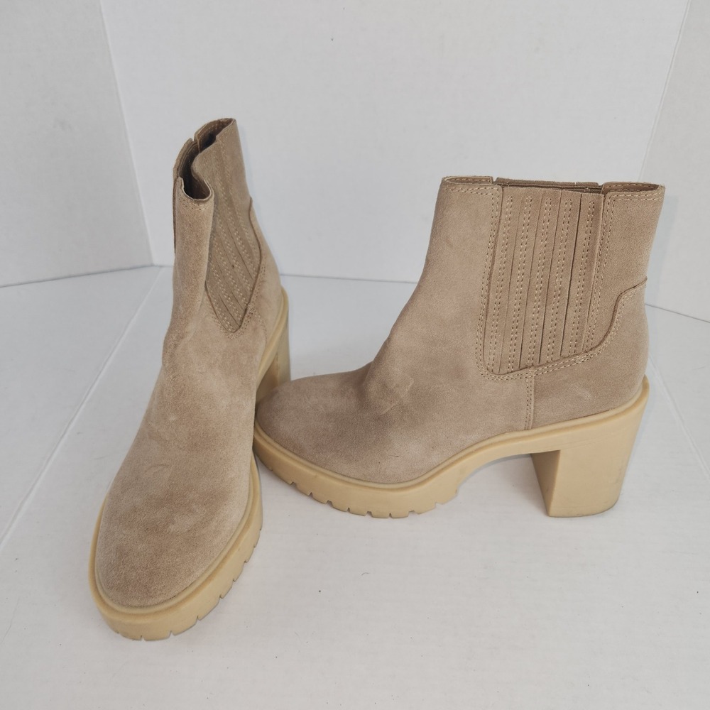 Dolce Vita Tan Suede Block Heel Lug Sole Ankle Boots Platform Booties Size 8